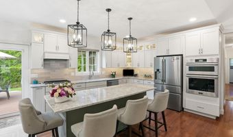 51 Colby Farm Rd, Chester, NH 03036