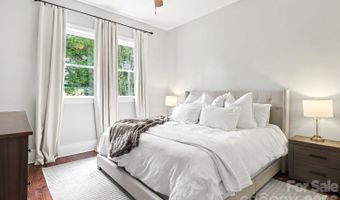 904 36th St, Charlotte, NC 28205