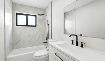 8004 HANNETT Ave NE, Albuquerque, NM 87110