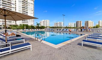 18061 Biscayne Blvd PH01, Aventura, FL 33160