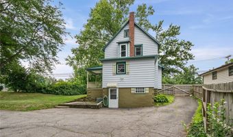 957 Cleveland Ave, Amherst, OH 44001
