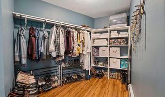 271 Red Gate Ln, Acton, ME 04001
