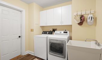 3646 Sturbridge Pl, Allentown, PA 18104