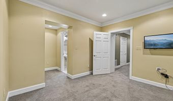 19879 MELLON Cir, Ashburn, VA 20147