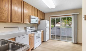 6414 158th St W 201, Apple Valley, MN 55124