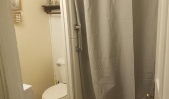 6 Exchange St, Ashland, ME 04732