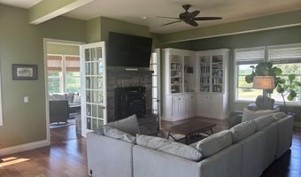 390 Wagner Point Rd, Alburgh, VT 05440