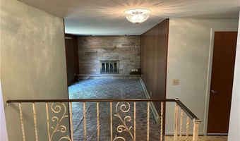 150 Jeffrey Dr, Amherst, NY 14228