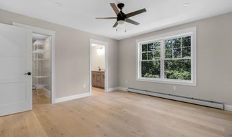 52 Woodbrey Ln, Standish, ME 04084