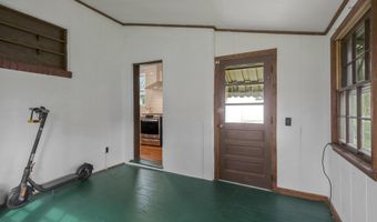 1943 N CLEVELAND St, Arlington, VA 22201