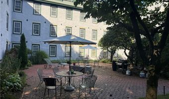 25 Water St 208, East Greenwich, RI 02818