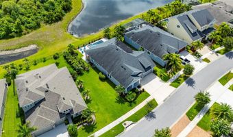 7322 PARADISO Dr, Apollo Beach, FL 33572