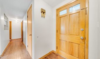 36 Lennox Ave, Amherst, NY 14226
