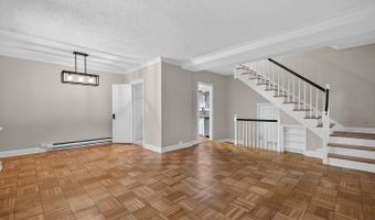1557 MOUNT EAGLE, Alexandria, VA 22302