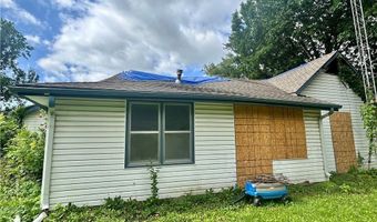 617 N Houston St, Adrian, MO 64720