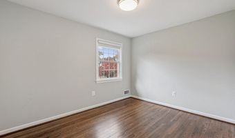 8217 CINDY Ln, Bethesda, MD 20817