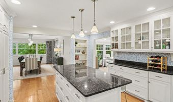 9 E Heatheridge St, Ann Arbor, MI 48104