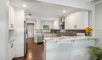 723 GUERNSEY St, Orlando, FL 32804