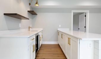 8525 RALEIGH Ave, Annandale, VA 22003