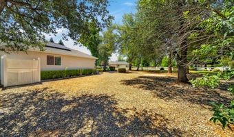 16550 Bamboo Ct, Anderson, CA 96007