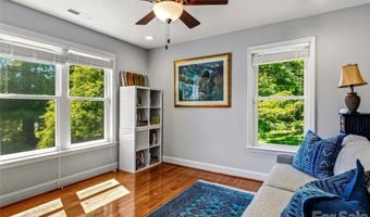 13 Ashley Rd, Asheville, NC 28805