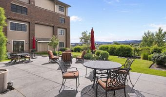363 SW Bluff Dr 101, Bend, OR 97702