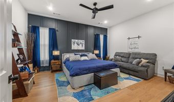 1100 Whistler St, Bentonville, AR 72713