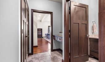 6600 N KUREY Dr, Appleton, WI 54913