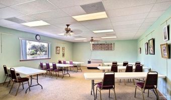 912 Palm Dr, Alamo, TX 78516