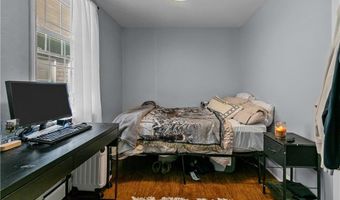 12 Callender Ave 2, Newport, RI 02840