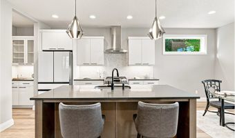 12100 SW 173RD Ter, Beaverton, OR 97007