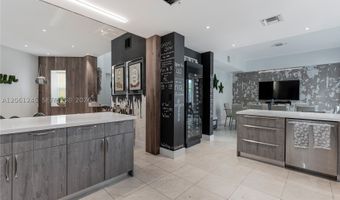 18460 NE 30th Ave 18460, Aventura, FL 33160