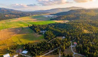 1255 Roberts Ln, Blanchard, ID 83804