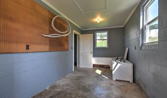 15497 Porterfield Hwy, Abingdon, VA 24210