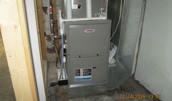 102 E 12th St, Atlantic, IA 50022