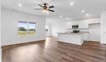 102 Powder River Dr, Beebe, AR 72012