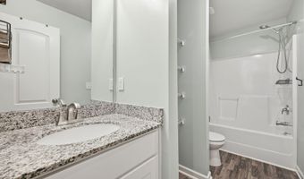 881 Ashbury Ln, Ayden, NC 28513
