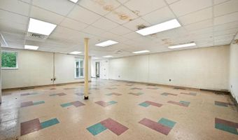 10 Pethaven Ln, Augusta, ME 04330