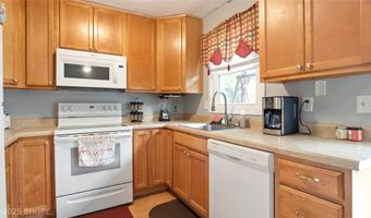 204 25th Ave SW, Altoona, IA 50009