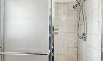 7133 LEMON TREE Ln, El Paso, TX 79915
