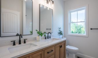 109 Vail Rd, Barnstead, NH 03225