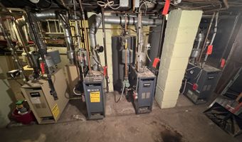 35 E 26TH St, Bayonne, NJ 07002