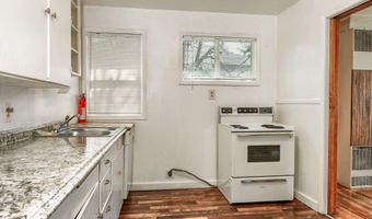 128 S Mountain Ave, Ashland, OR 97520