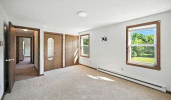 2 N Broadway, Atkinson, NH 03811