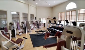 302 Pointe View Dr, Adams Twp., PA 16046