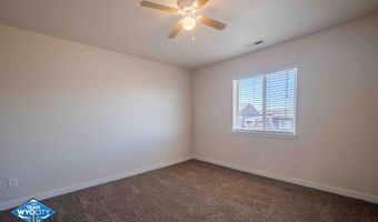6866 Umpqua River Rd, Casper, WY 82604