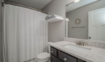 1110 Luther Dr, Adel, IA 50003