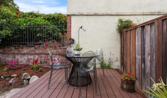 1906 Pacific Ave, Alameda, CA 94501