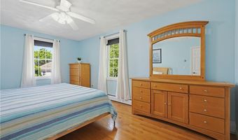 9 Doran Ave, Bristol, RI 02809
