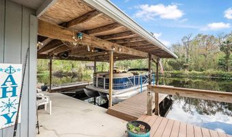 1511 RIVEREDGE Ct, Astor, FL 32102